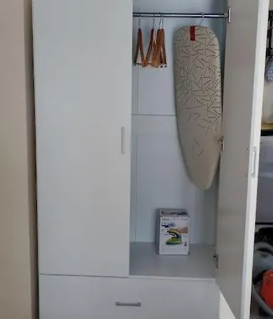 Lena's * بلدة كوس